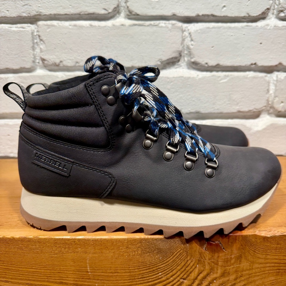 MERRELL WOMAN’S OUTDOOR HIKER SNEAKER BOOT BLUE BLACK LIGHTWEIGHT BRAND NEW NIB - Picture 12 of 16